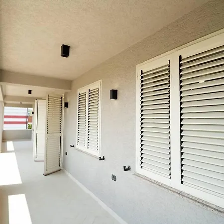 Private Luxury Villa, River View Shkoder