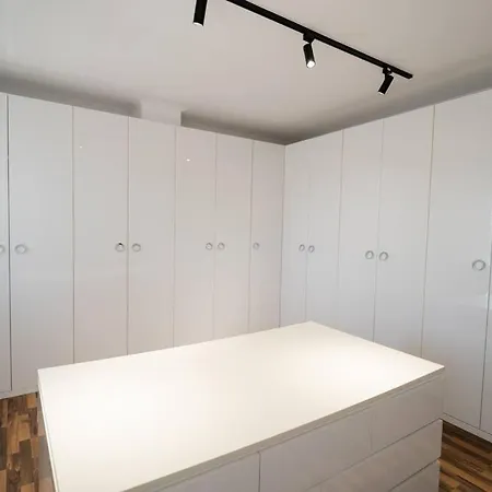 Private Luxury Villa, River View * Шкодер