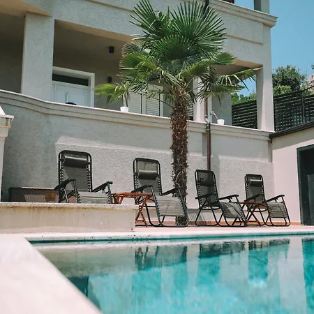 Private Luxury Villa, River View