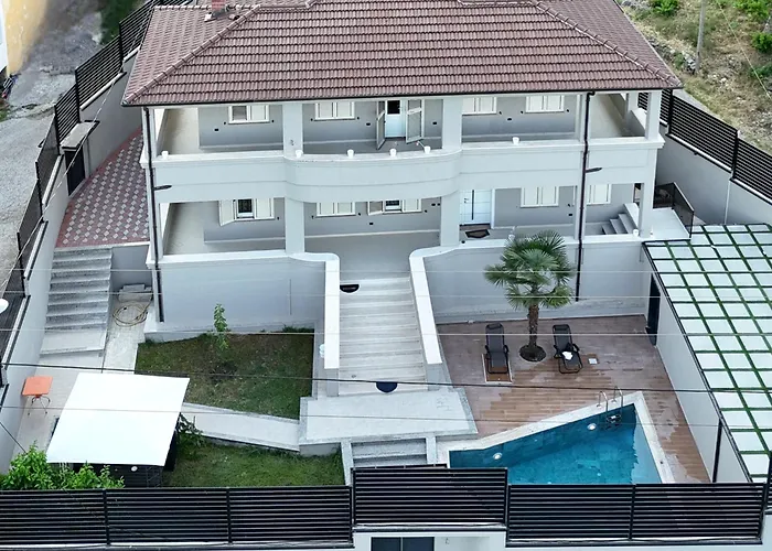 Private Luxury Villa, River View * Shkodër