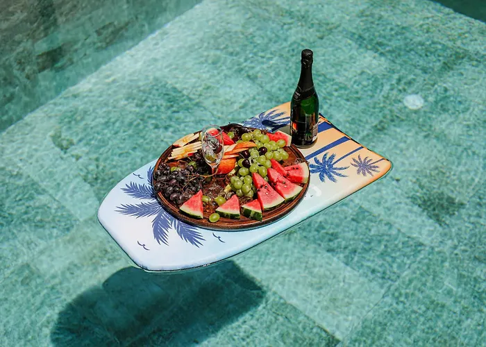 Private Luxury Villa, River View 别墅 *