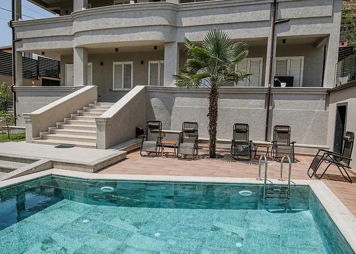 Private Luxury Villa, River View * Shkodër