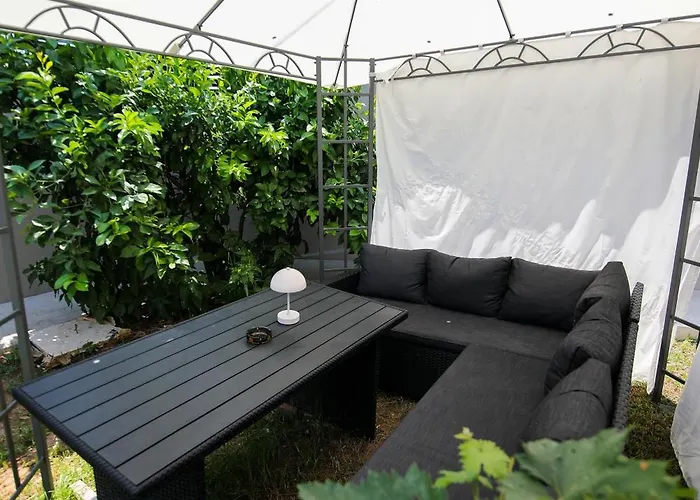 别墅 Private Luxury Villa, River View *