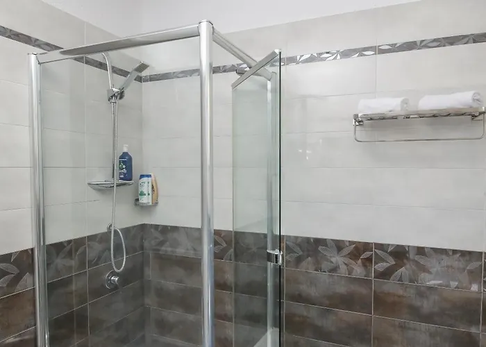 Private Luxury Villa, River View 别墅